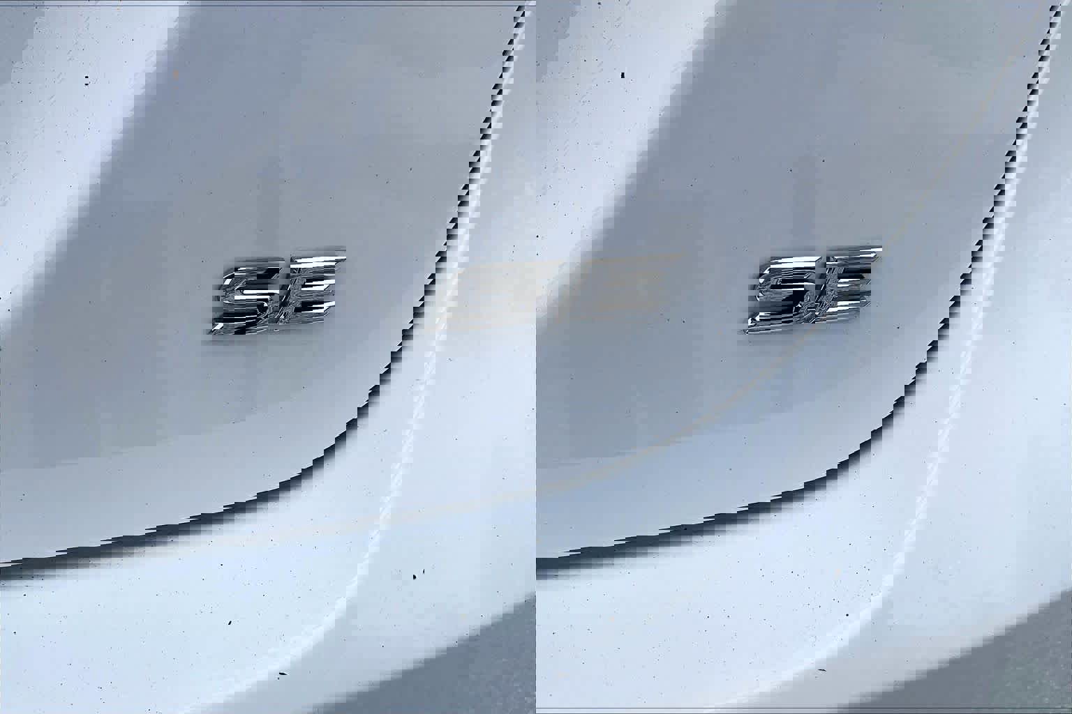 Used 2020 Toyota Camry SE image 9