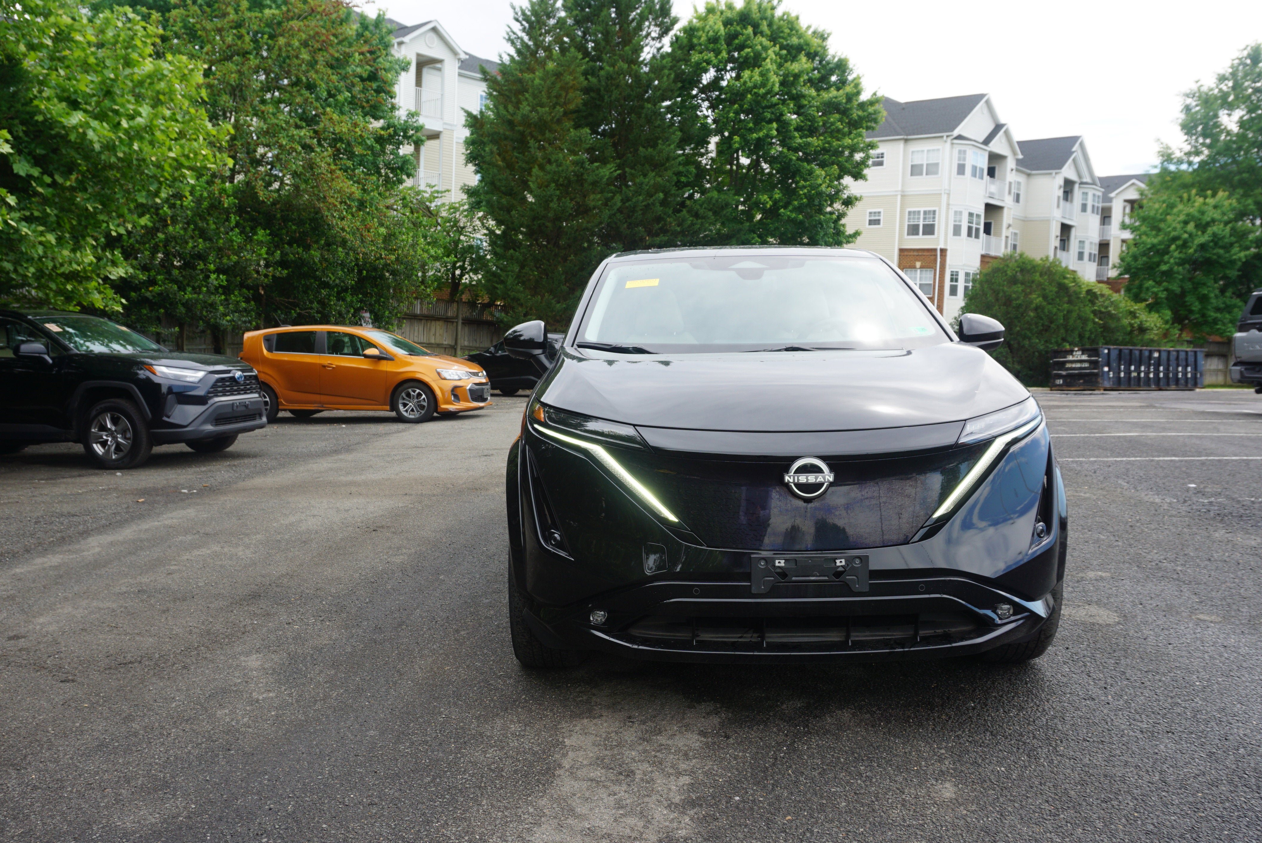 Used 2023 Nissan Ariya AWD image 2