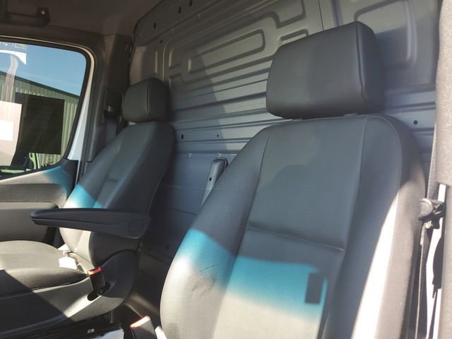 Used 2021 Mercedes-Benz Sprinter 144 Cargo image 17