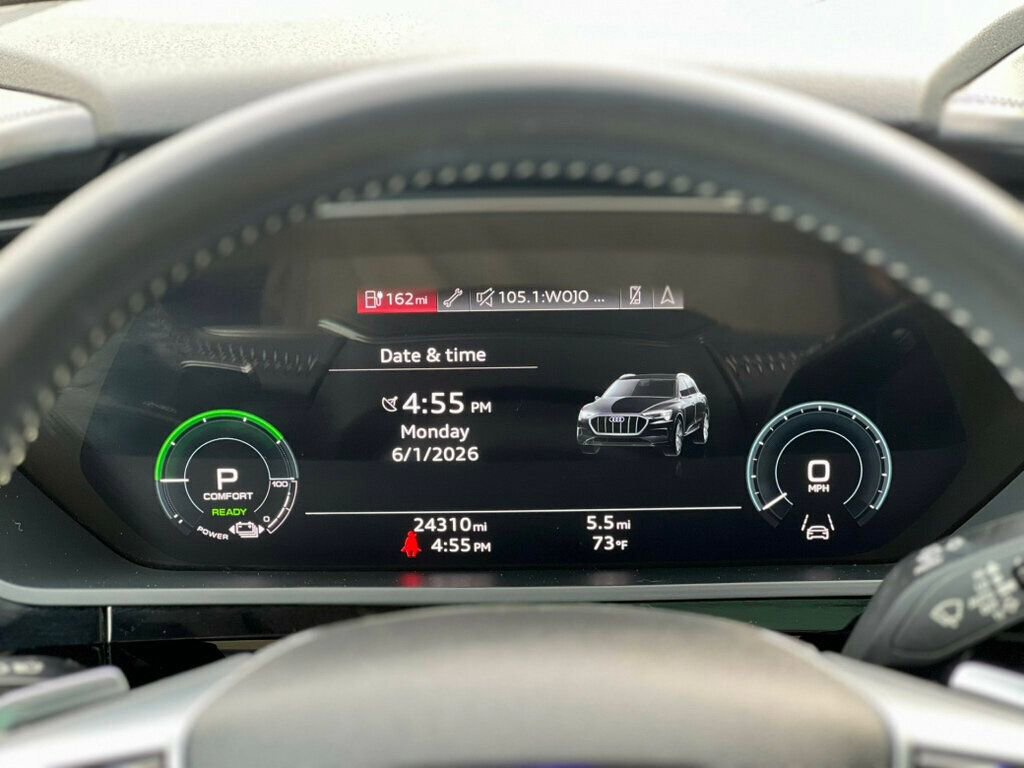 Used 2021 Audi e-tron Prestige w/ Prestige Package AWD/4WD image 22