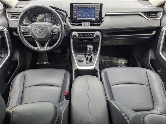 Used 2022 Toyota RAV4 XLE Premium AWD/4WD image 18