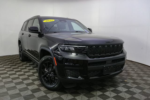 Used 2023 Jeep Grand Cherokee L Laredo AWD/4WD image 3