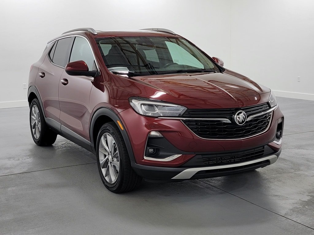 Used 2023 Buick Encore GX Essence w/ Experience Buick Package FWD image 2