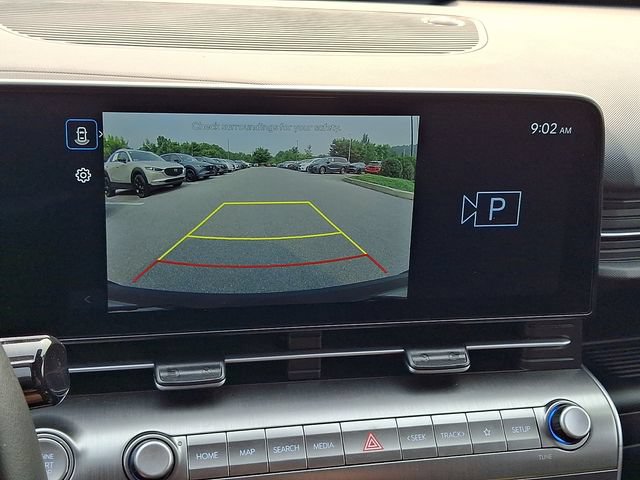 Used 2025 Hyundai Kona SEL AWD/4WD image 17