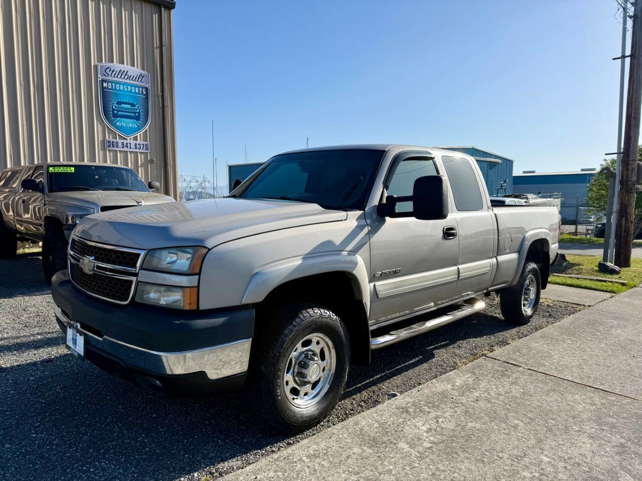 Used 2006 Chevrolet Silverado 2500 LT w/ Skid Plate Package AWD/4WD image 1