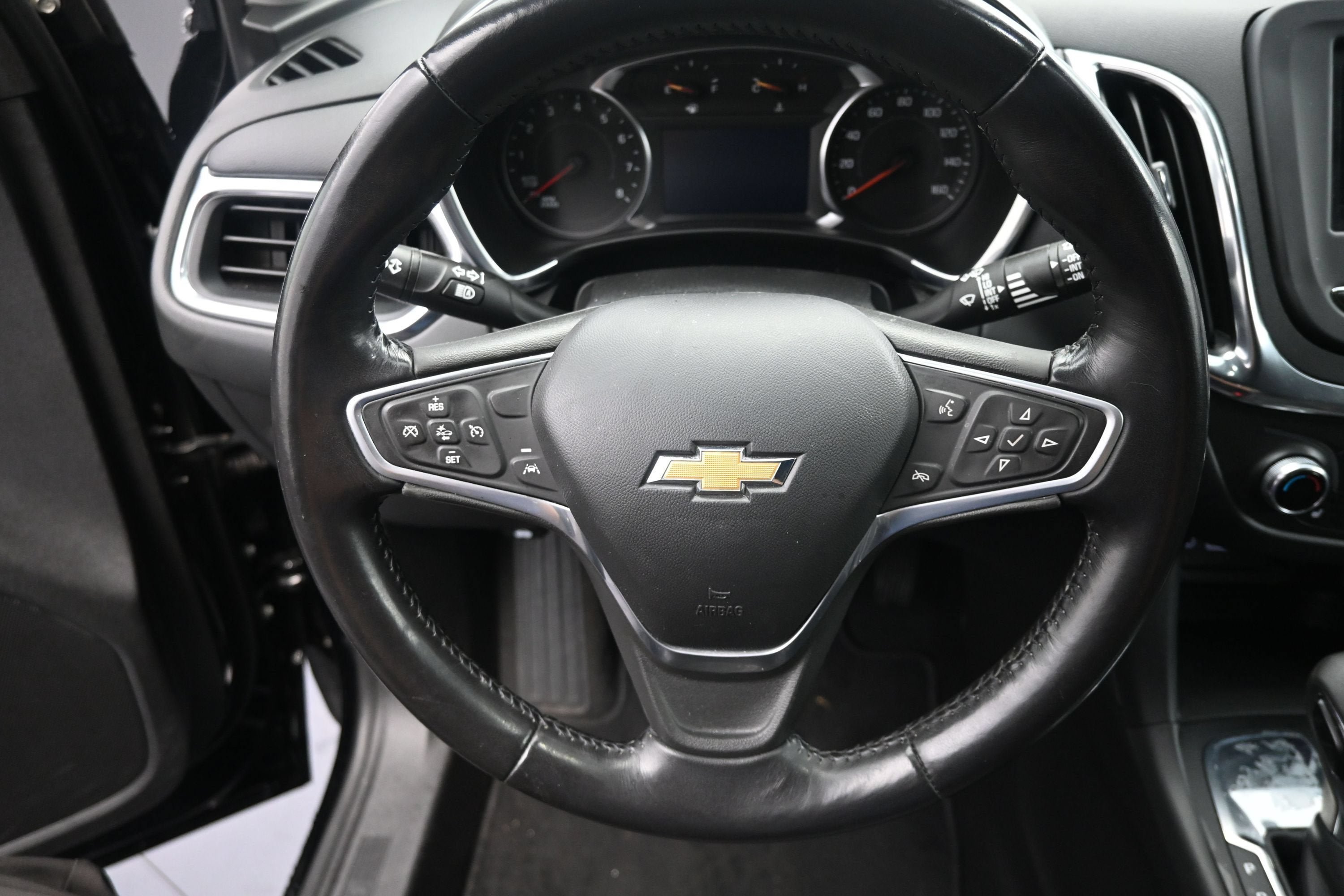 Used 2022 Chevrolet Equinox LT FWD image 11