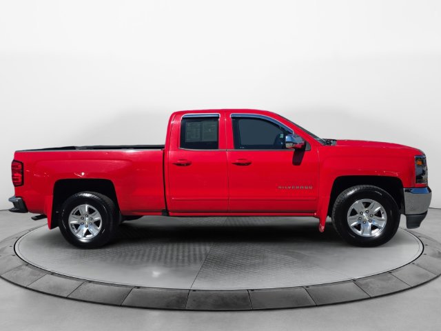 Used 2016 Chevrolet Silverado 1500 LT w/ Trailering Package RWD image 6