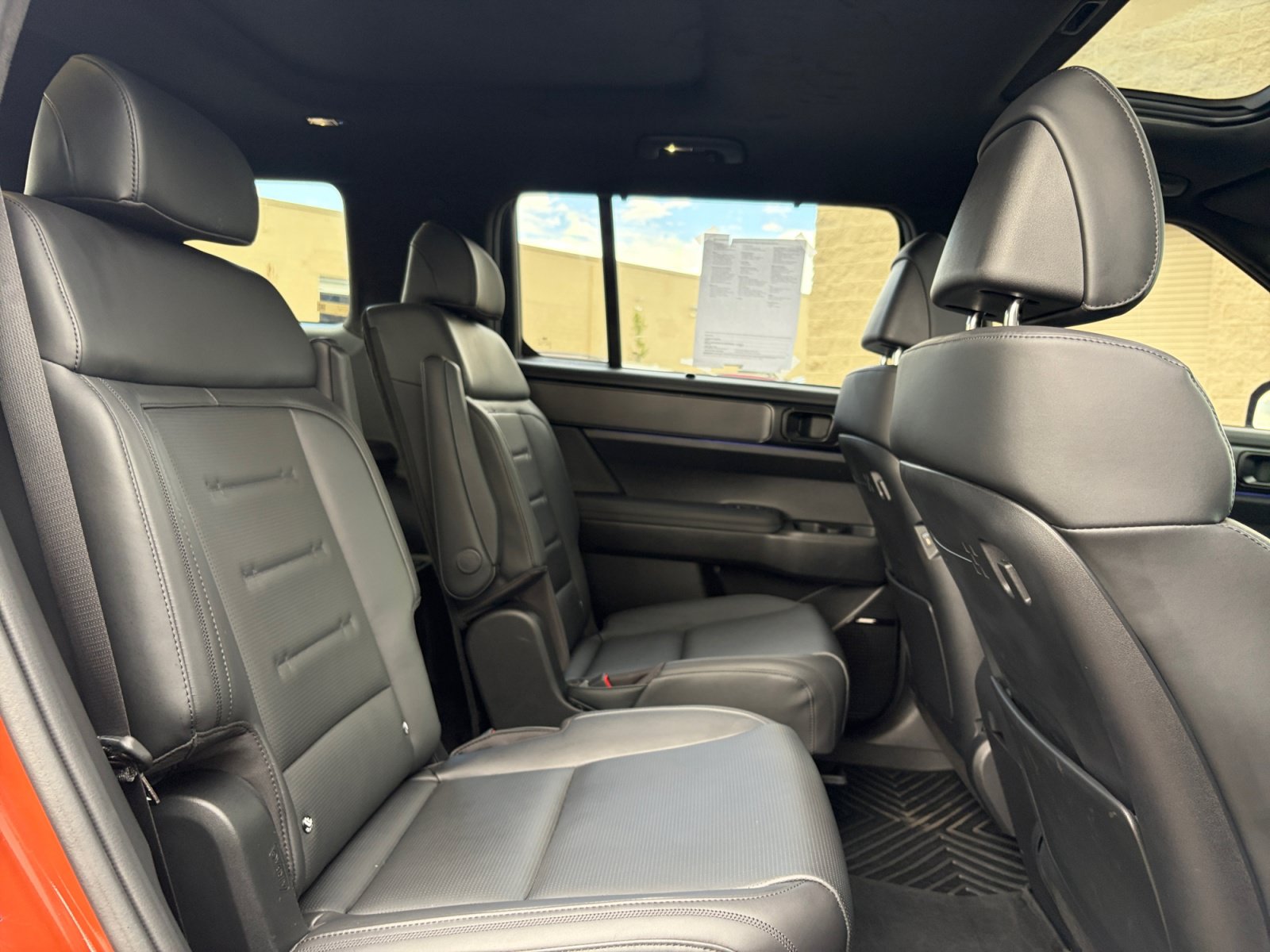 Used 2025 Hyundai Santa Fe Calligraphy AWD/4WD image 32