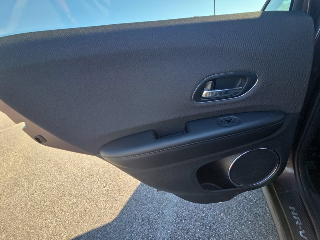 Used 2021 Honda HR-V EX image 14