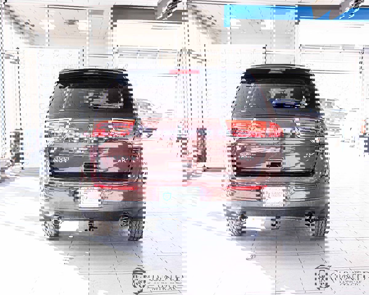 Used 2012 Lincoln MKX FWD image 13