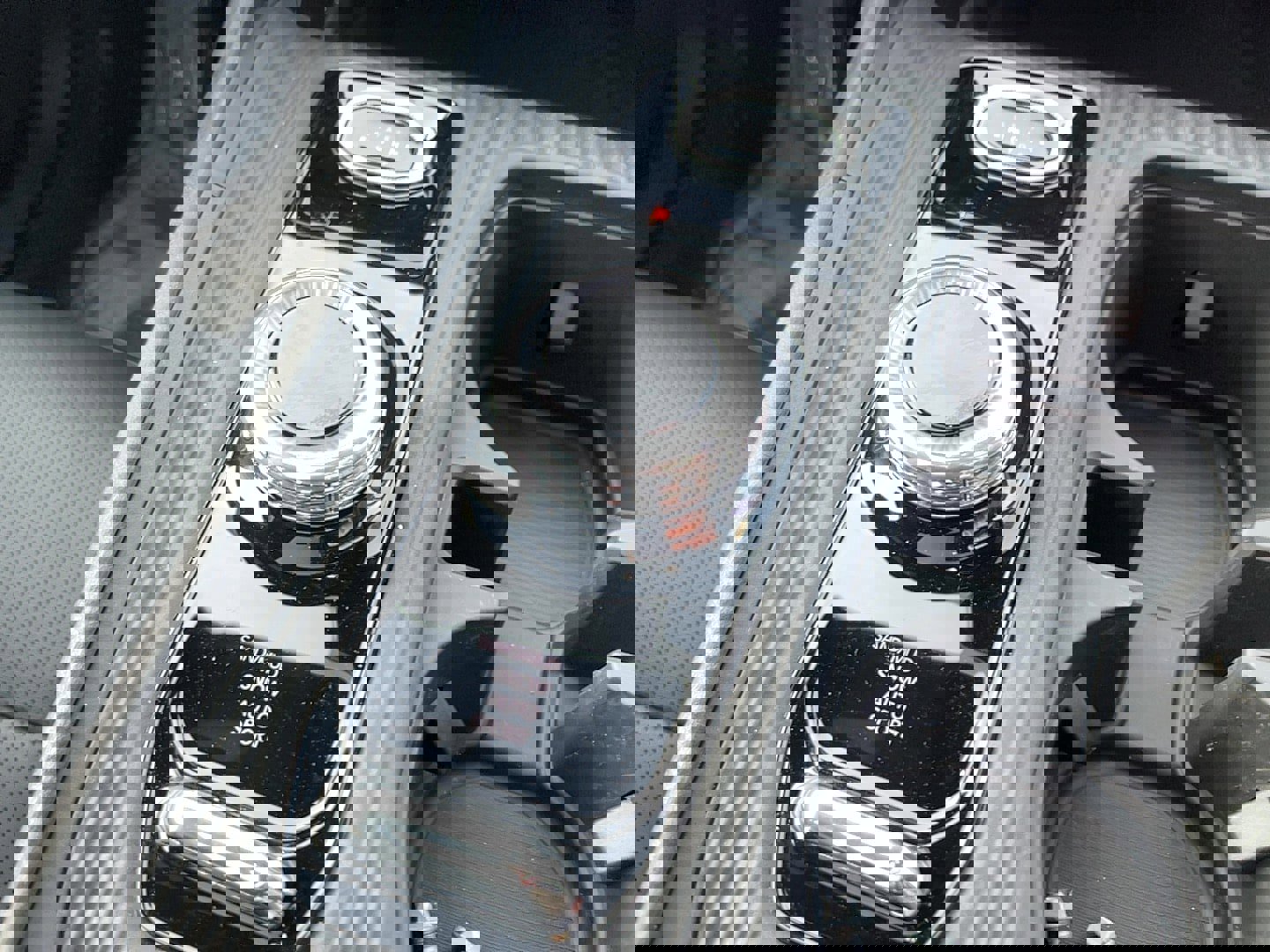 New 2026 Jeep Cherokee Limited image 18