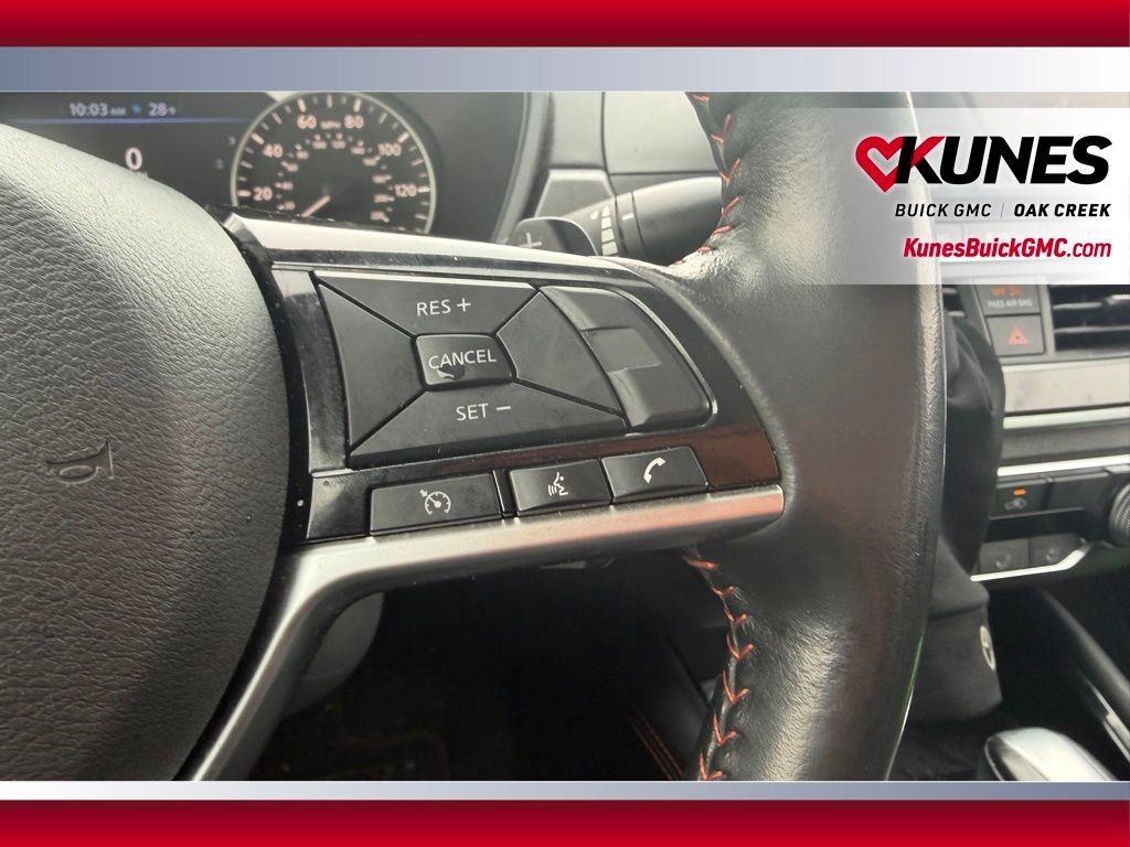 Used 2024 Nissan Altima 2.5 SR image 10