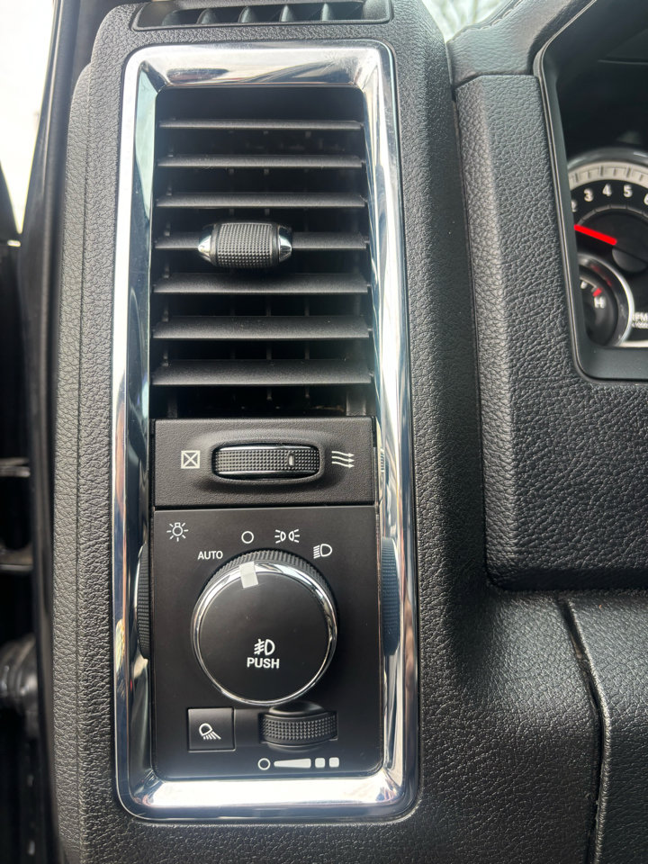 Used 2016 RAM 2500 Laramie w/ Snow Chief Group image 8