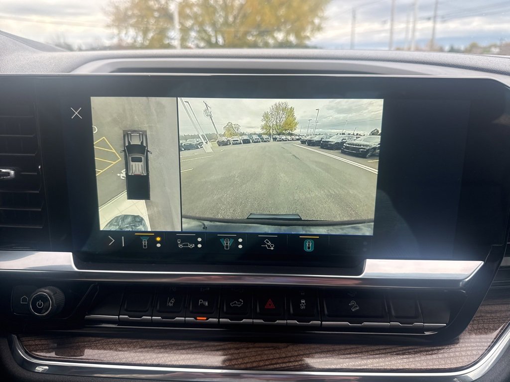 Used 2024 Chevrolet Silverado 2500 LT w/ Midnight Edition image 36