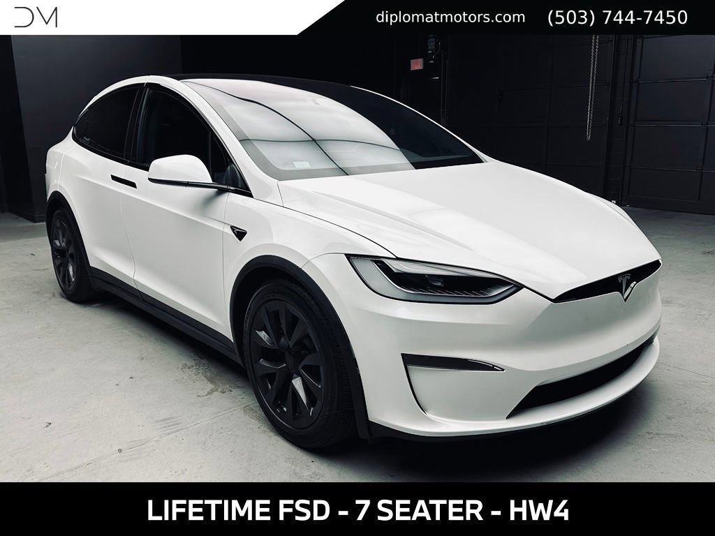 Used 2025 Tesla Model X AWD/4WD image 8