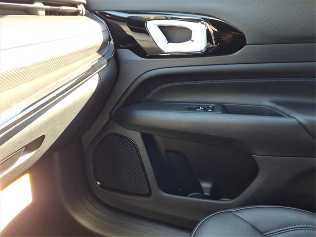 New 2026 Jeep Compass Limited image 19