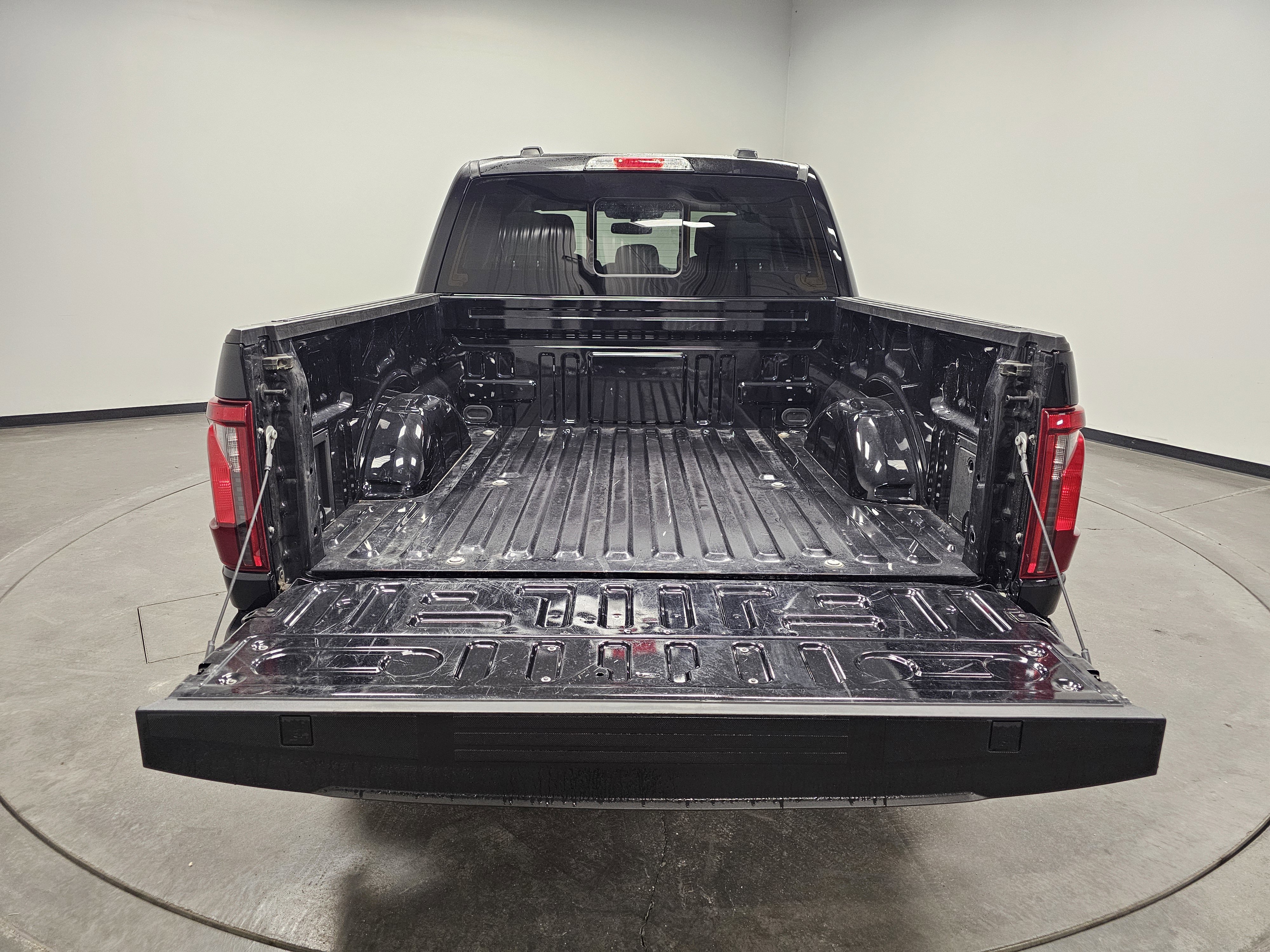 Used 2024 Ford F150 XLT w/ Equipment Group 302A MID image 13