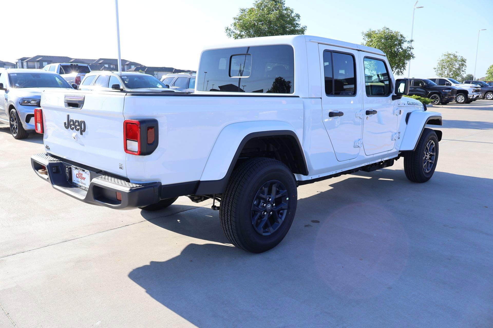 New 2026 Jeep Gladiator Sport AWD/4WD image 21