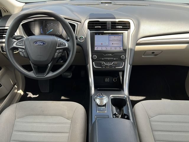 Used 2019 Ford Fusion SE FWD image 15
