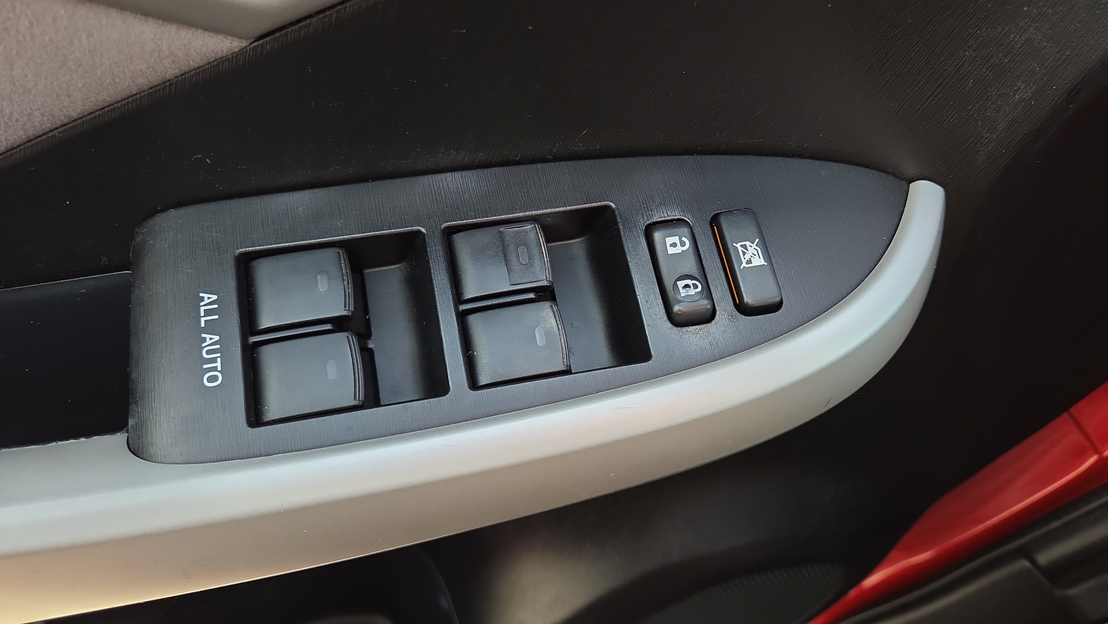 Used 2013 Toyota Prius Three FWD image 35