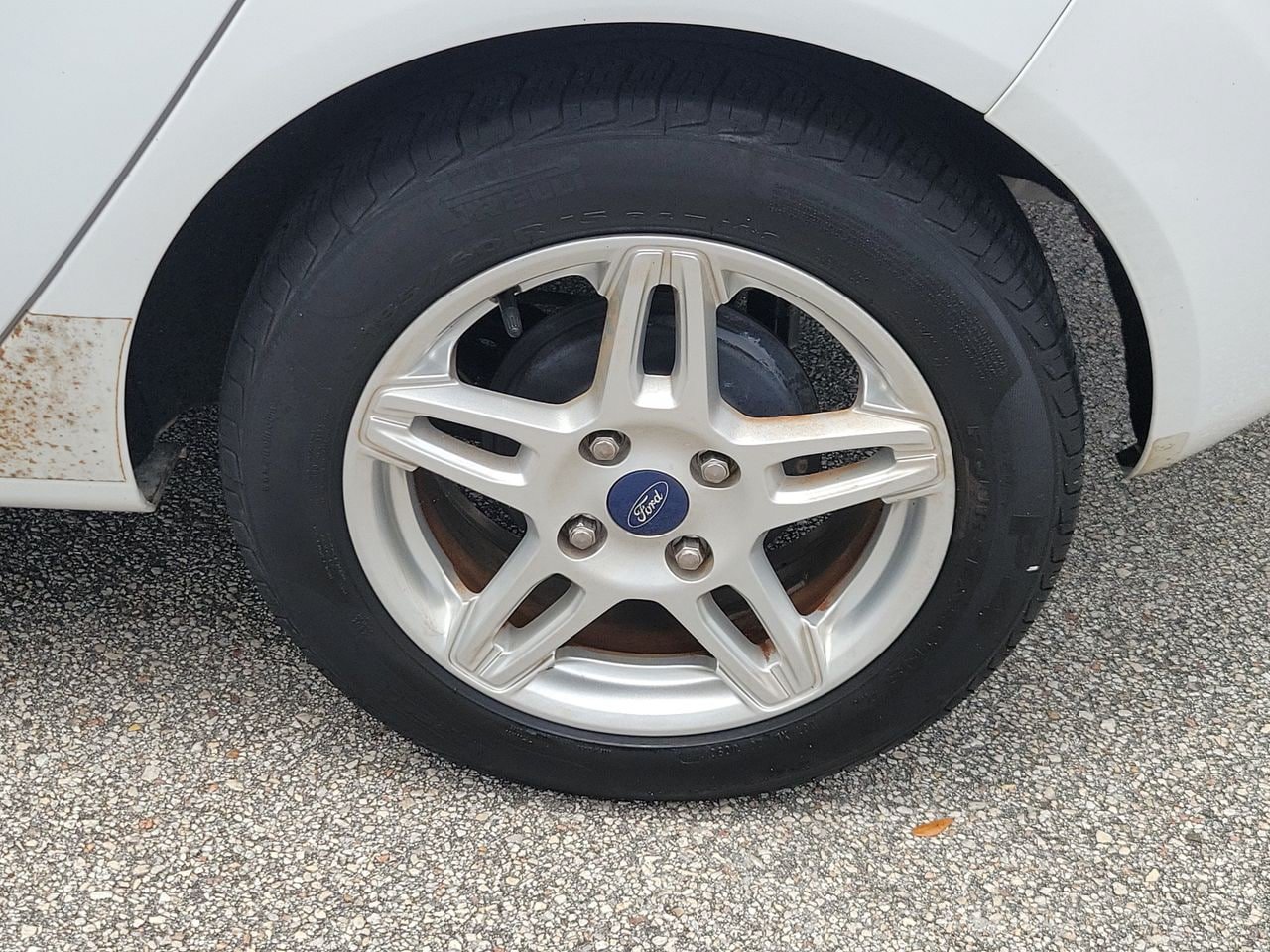 Used 2018 Ford Fiesta SE FWD image 5
