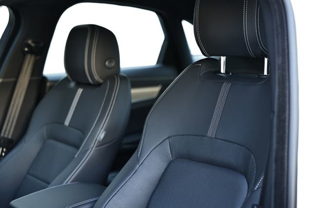 New 2024 Jaguar XF R-Dynamic SE AWD/4WD image 30