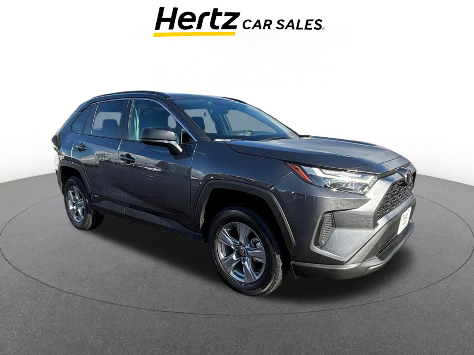 Used 2025 Toyota RAV4 LE image 1