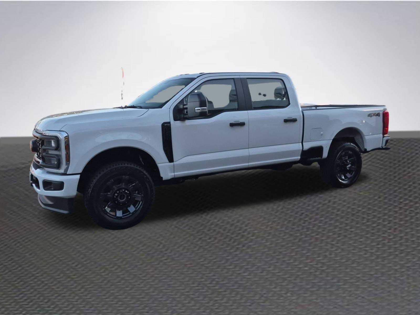 New 2026 Ford F250 4x4 Crew Cab Super Duty image 2