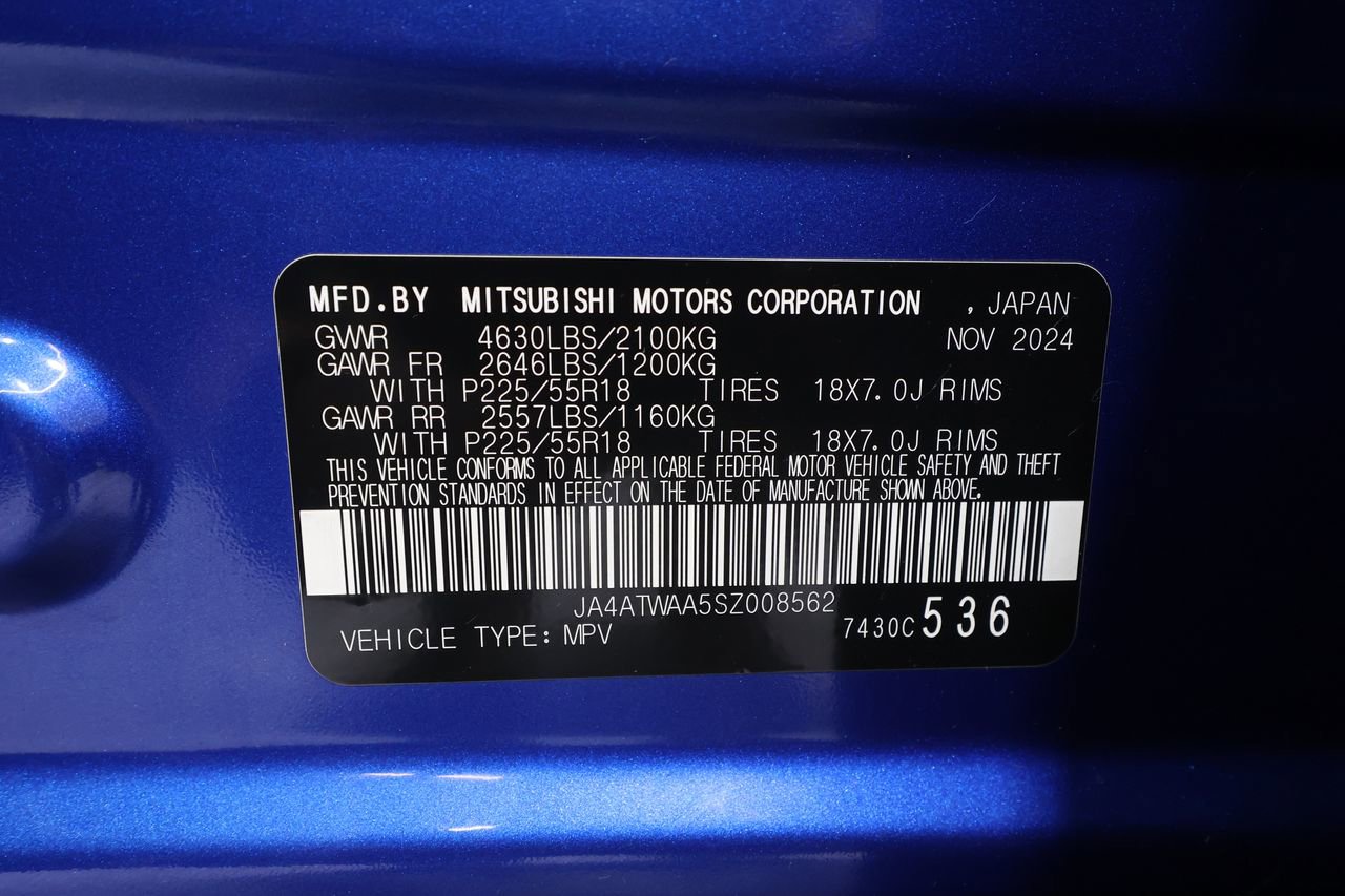 Used 2025 Mitsubishi Eclipse Cross Black Edition image 32