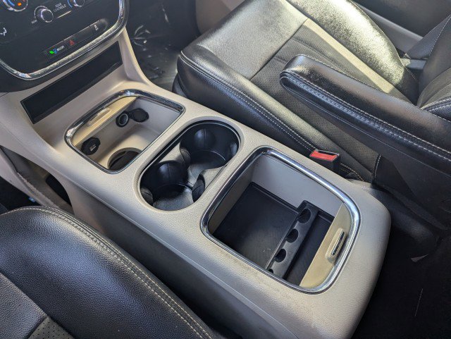 Used 2019 Dodge Grand Caravan SXT FWD image 21
