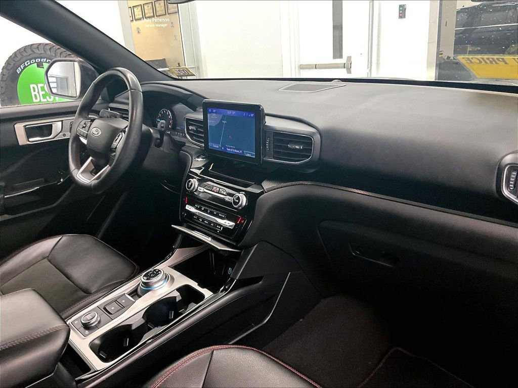 Used 2023 Ford Explorer ST-Line w/ Class IV Trailer Tow Package image 14