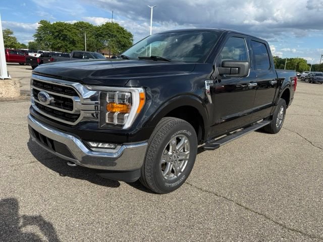 Used 2021 Ford F150 XLT w/ Equipment Group 302A High AWD/4WD image 2