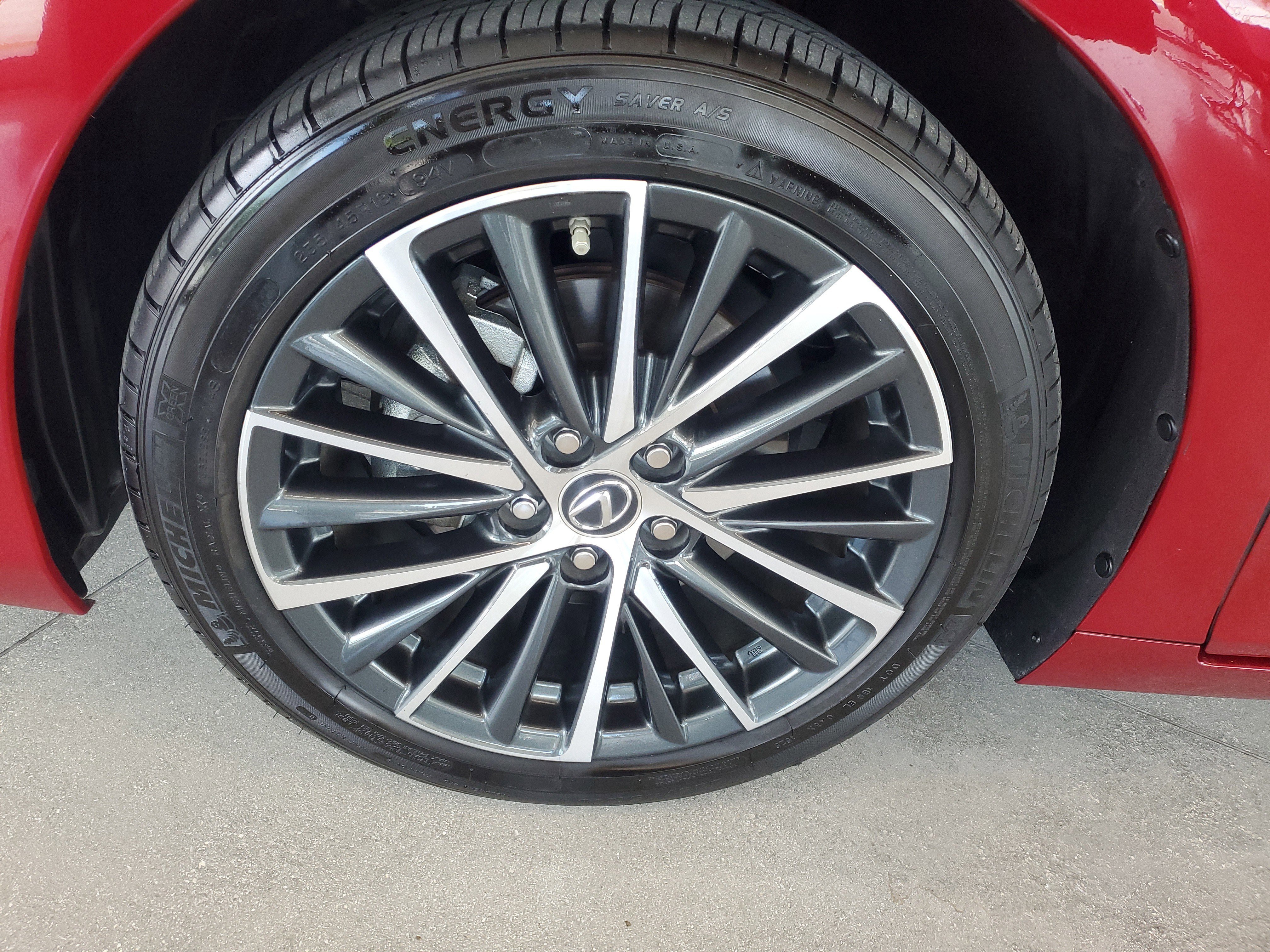 Used 2025 Lexus ES 350 w/ Premium Package FWD image 4