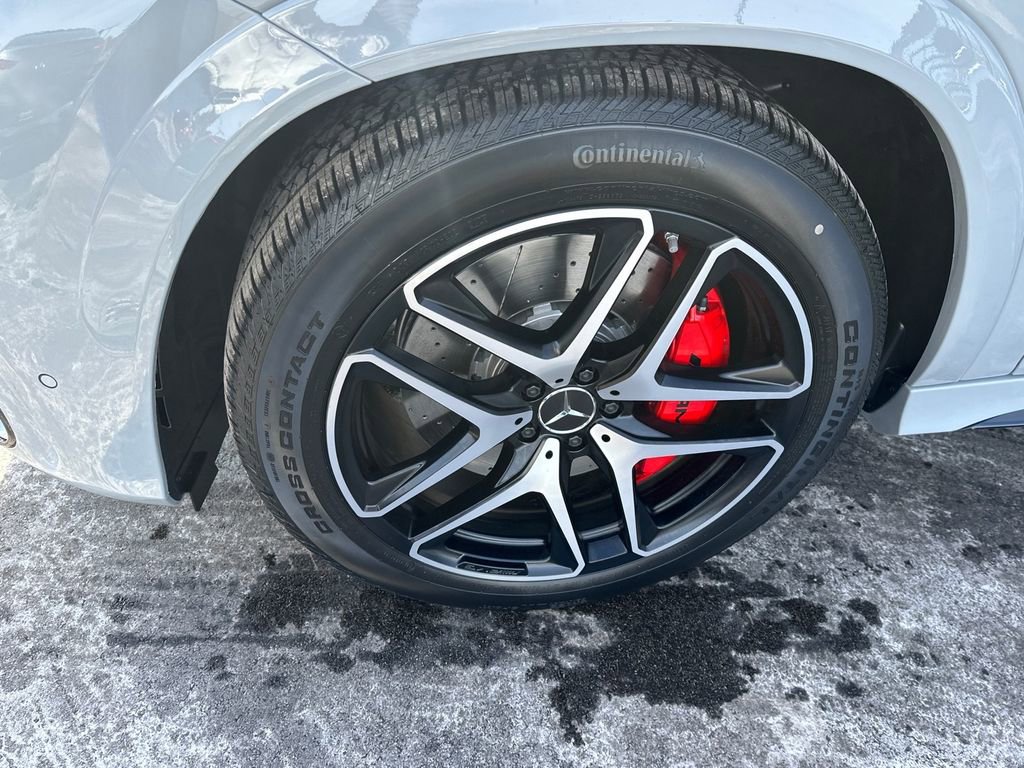 New 2026 Mercedes-Benz GLE 63 AMG S image 10
