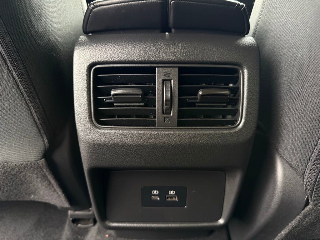 Certified 2023 Nissan Rogue SV image 13