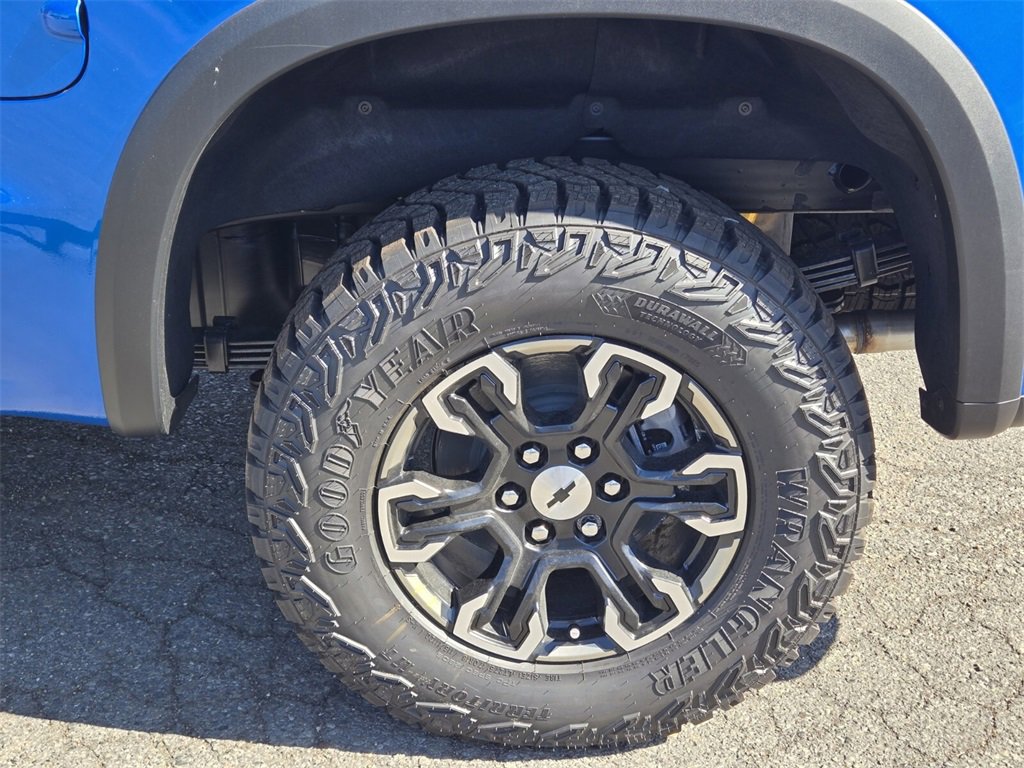 New 2026 Chevrolet Silverado 1500 ZR2 image 7