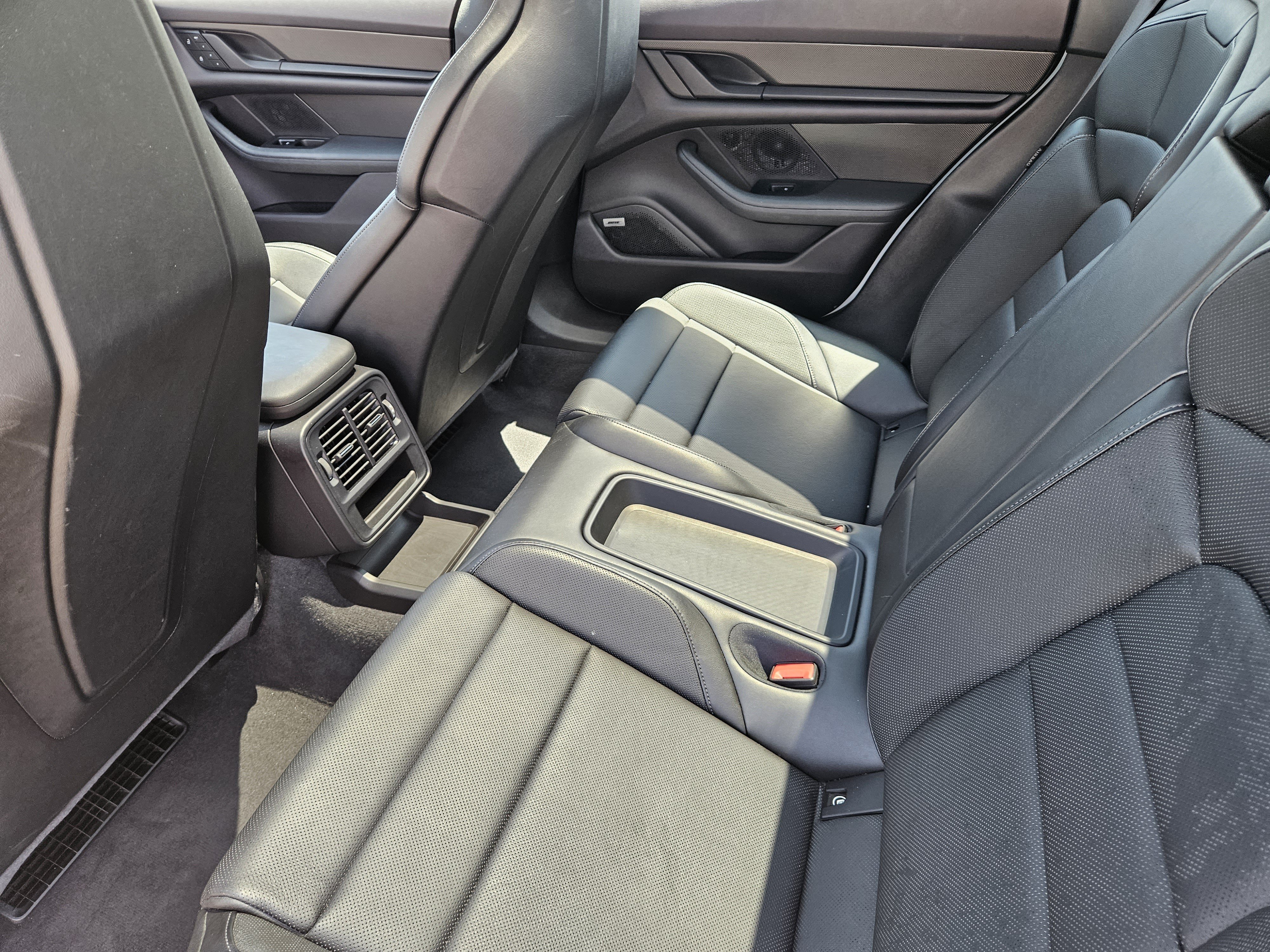 Certified 2022 Porsche Taycan RWD image 28