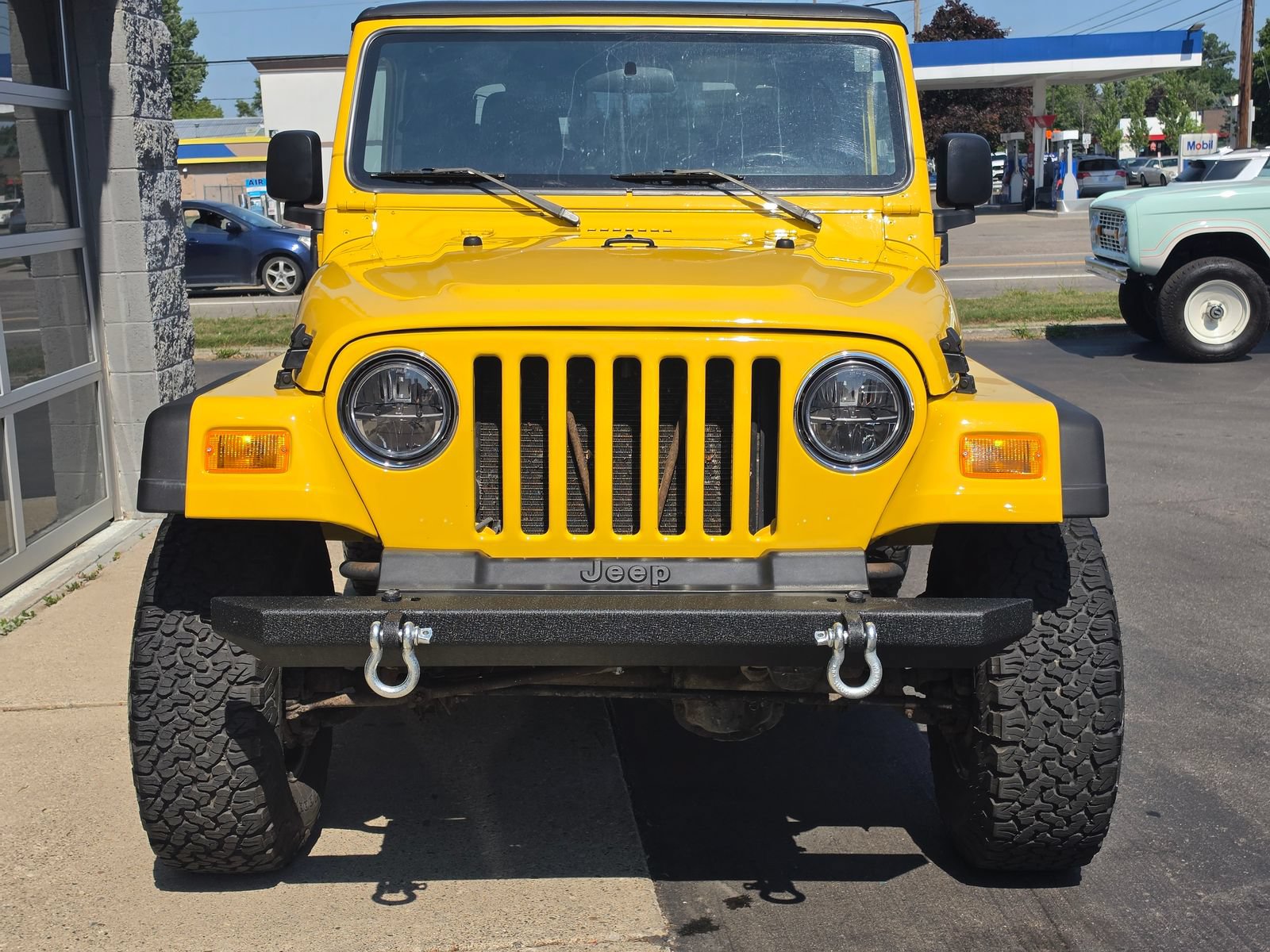 Used 2006 Jeep Wrangler X w/ Tire & Wheel Group (Ecco) AWD/4WD image 2