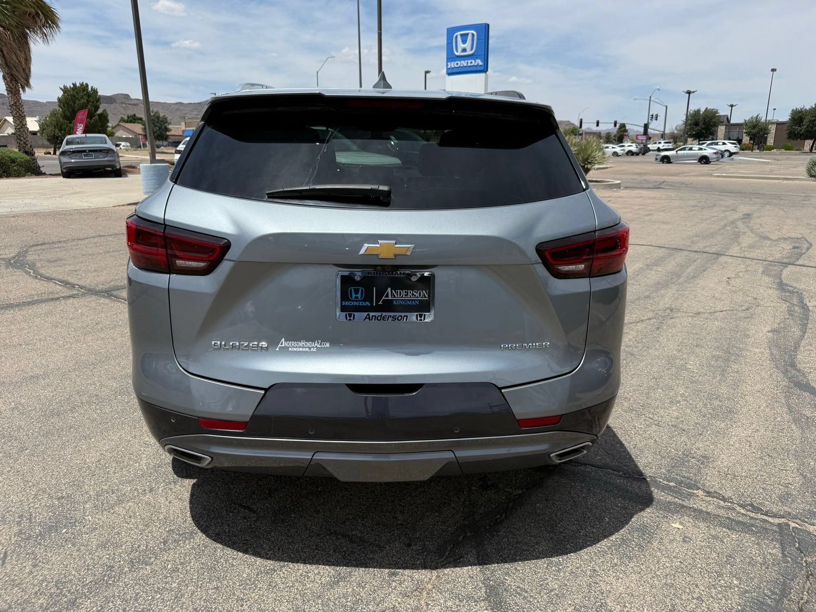 Used 2024 Chevrolet Blazer Premier w/ Driver Confidence II Package FWD image 7