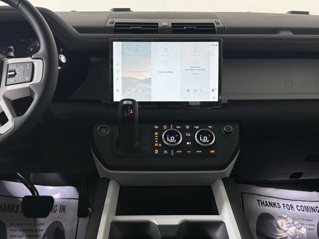 New 2025 Land Rover Defender 110 S AWD/4WD image 18