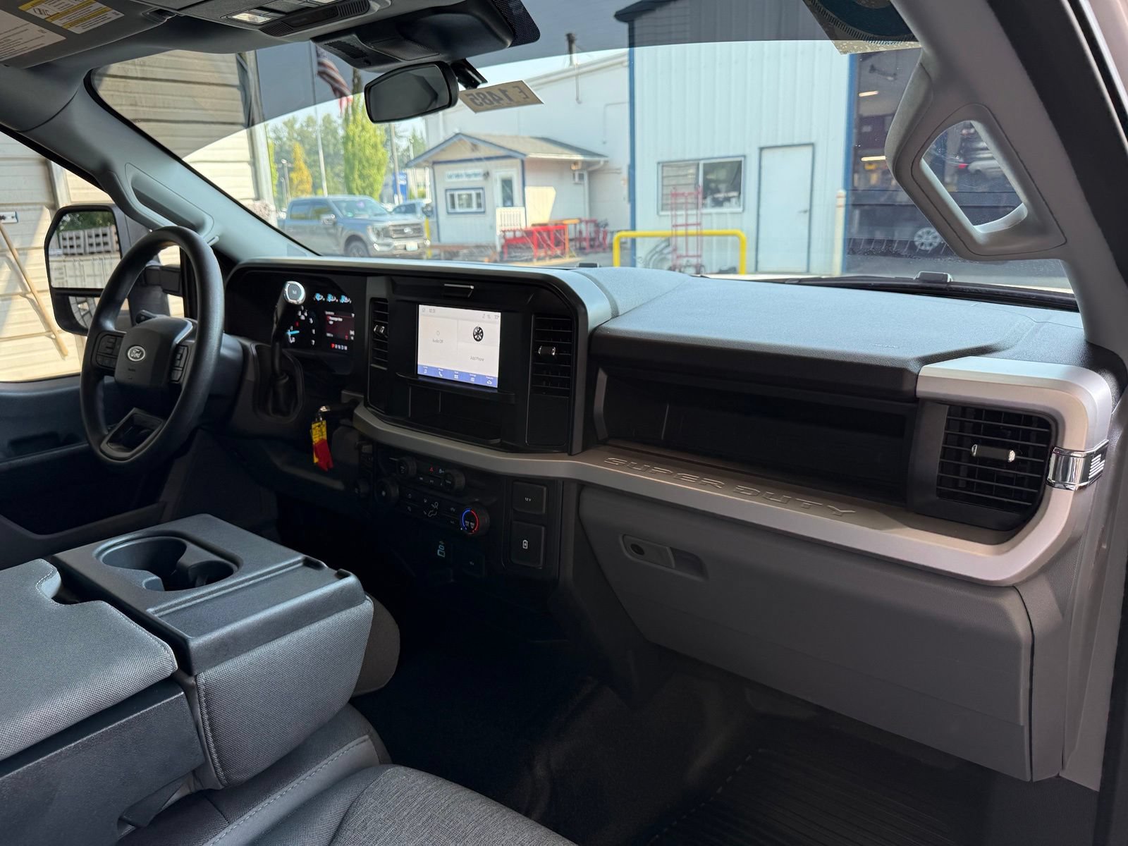 Used 2025 Ford F250 XL w/ XL Chrome Package RWD image 11