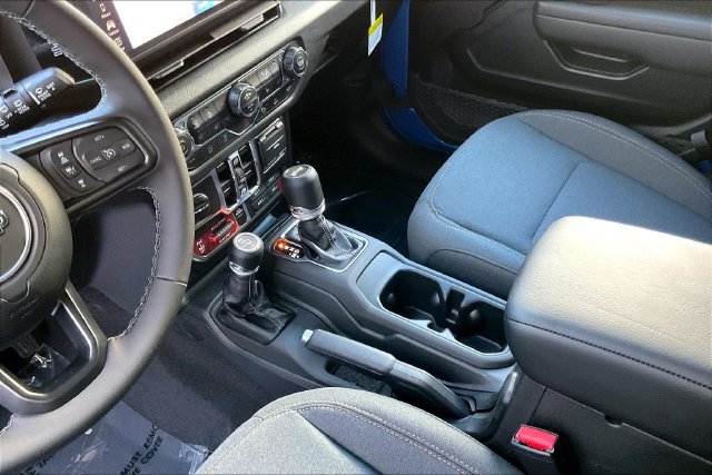 New 2026 Jeep Wrangler Unlimited Sport AWD/4WD image 7