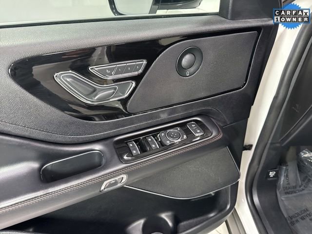 Used 2021 Lincoln Aviator Reserve w/ Elements Package Plus AWD/4WD image 12