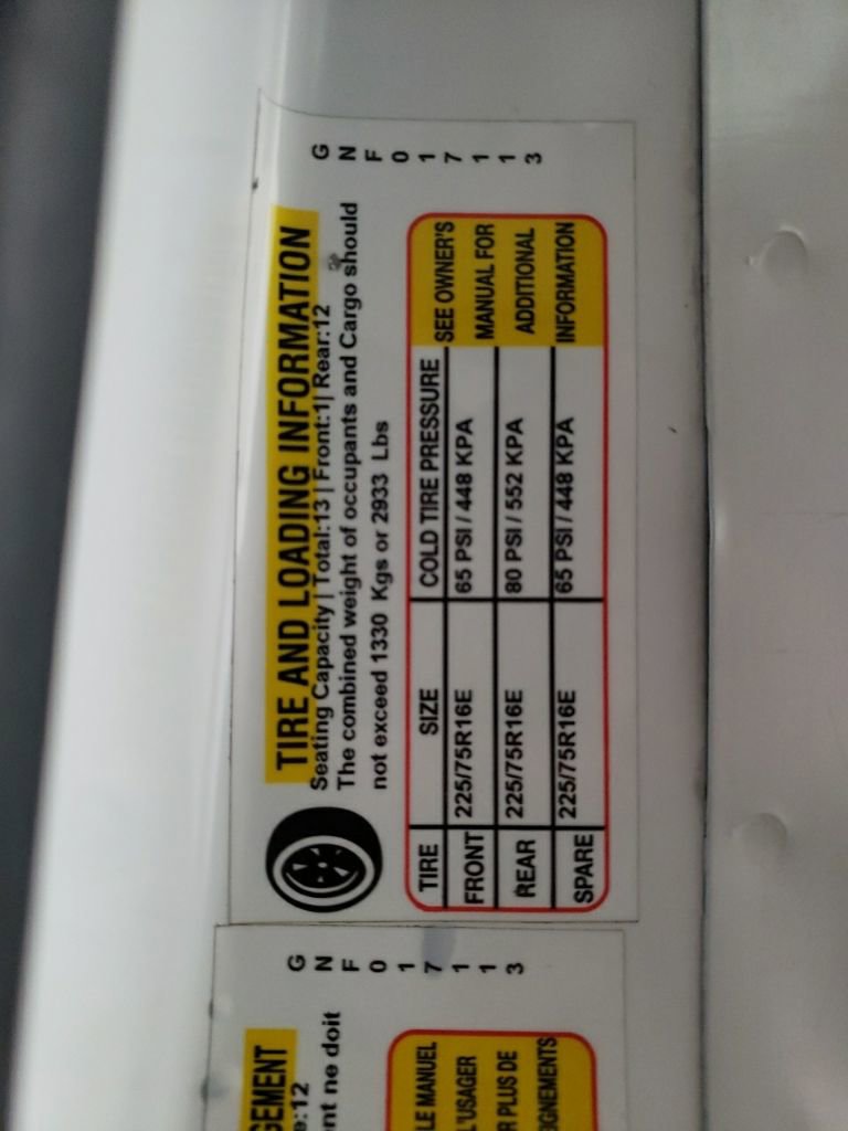 Used 2015 Chevrolet Express 4500 w/ Shuttle Bus Package RWD image 33