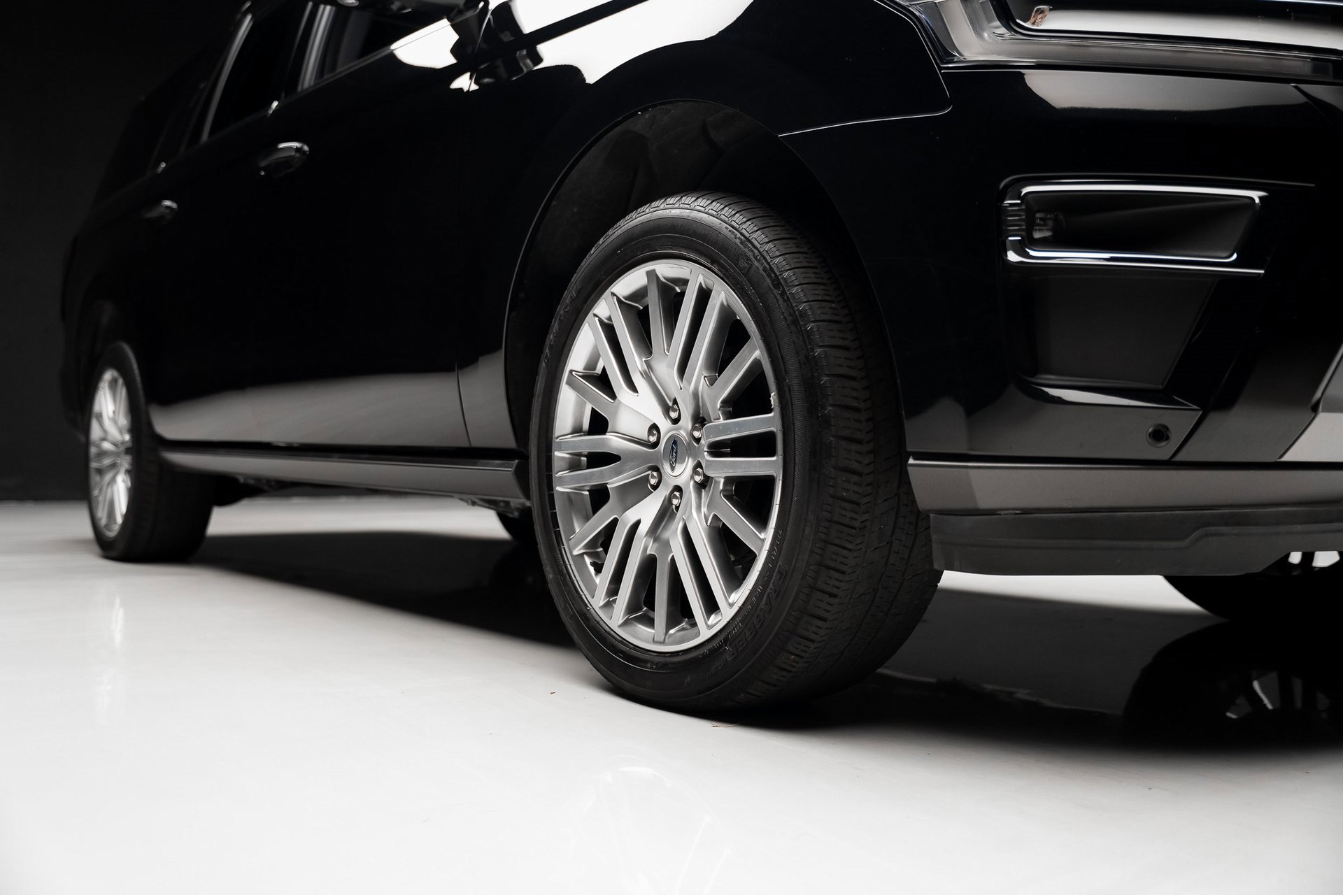 Used 2024 Ford Expedition Max Limited image 75