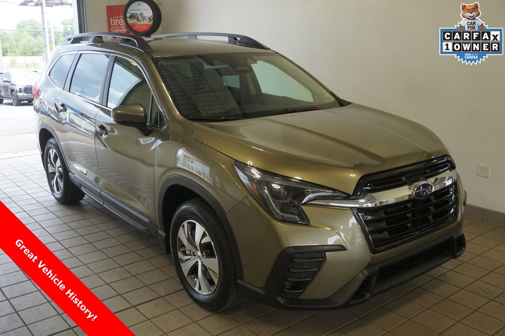 Used 2024 Subaru Ascent Premium w/ Convenience Package