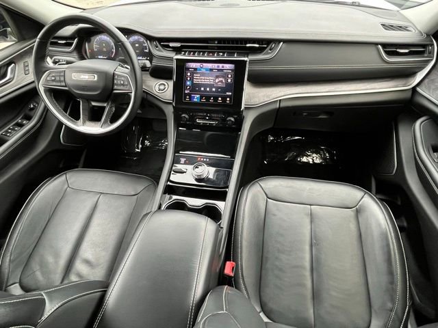Used 2022 Jeep Grand Cherokee L Limited AWD/4WD image 32