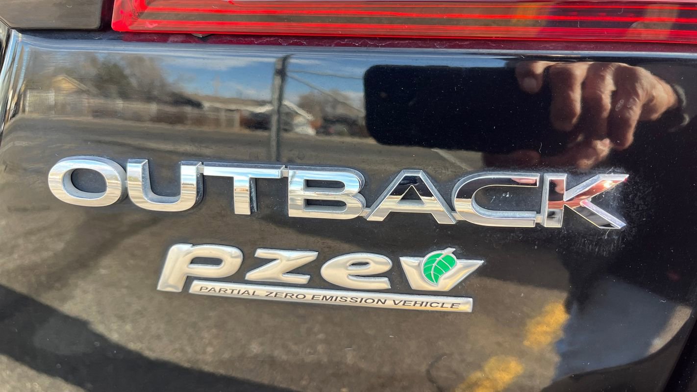 Used 2016 Subaru Outback 2.5i Limited image 27