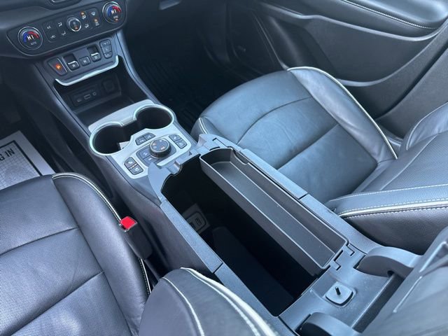 Certified 2020 GMC Terrain Denali w/ Denali Premium Package AWD/4WD image 27
