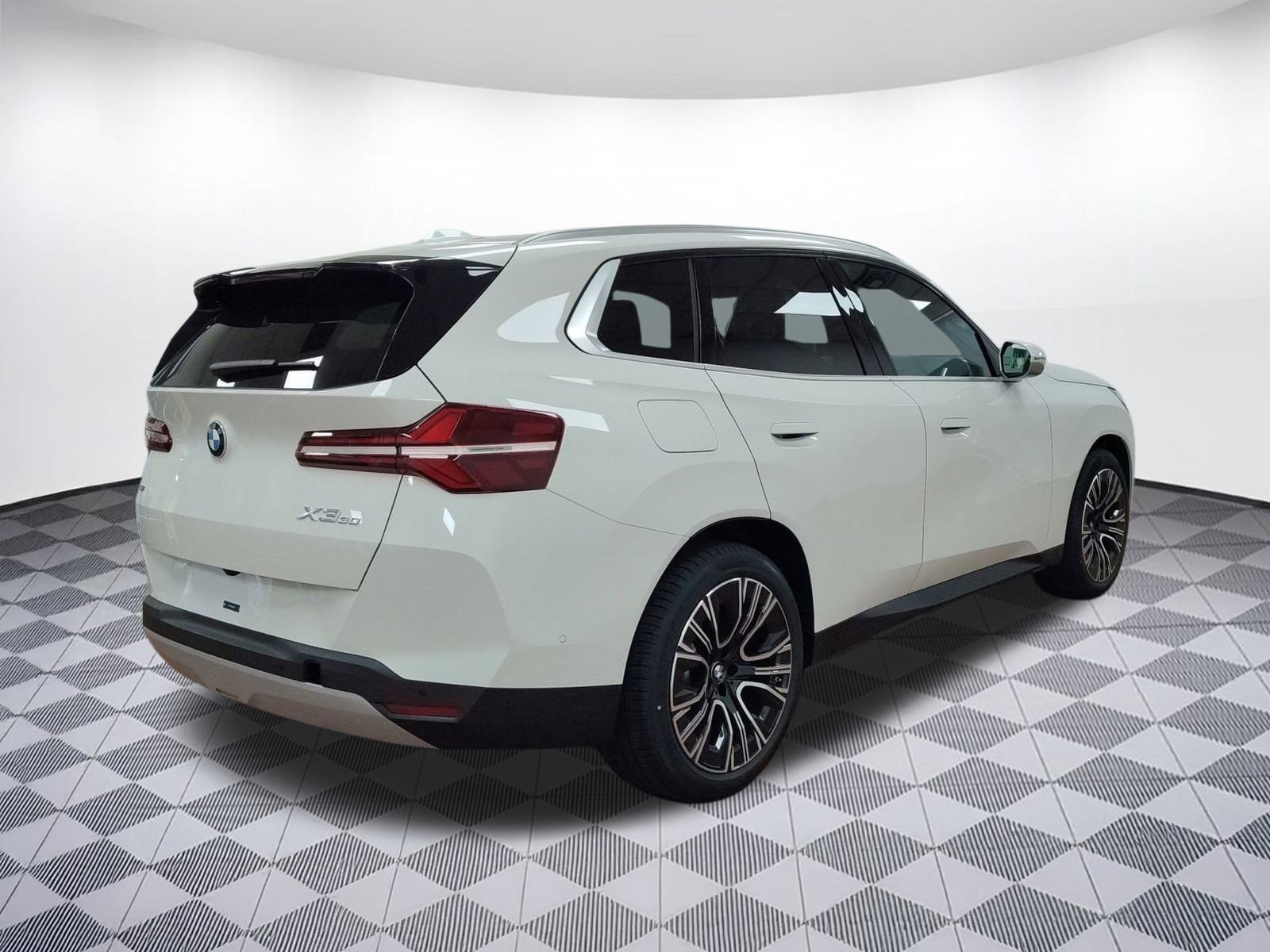 Used 2025 BMW X3 xDrive30i w/ Convenience Package image 9